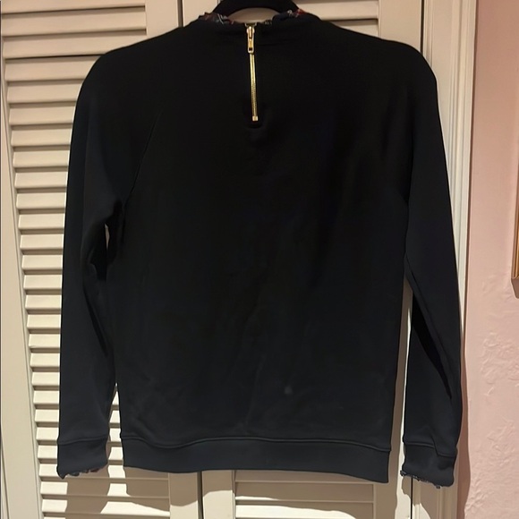 J Crew Long Sleeve sweatshirt with Ruffled tartan Collar and sleeves - Picture 6 of 6